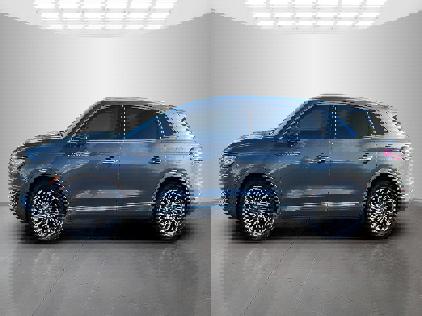 Used 2019 Lincoln Nautilus Reserve image 7