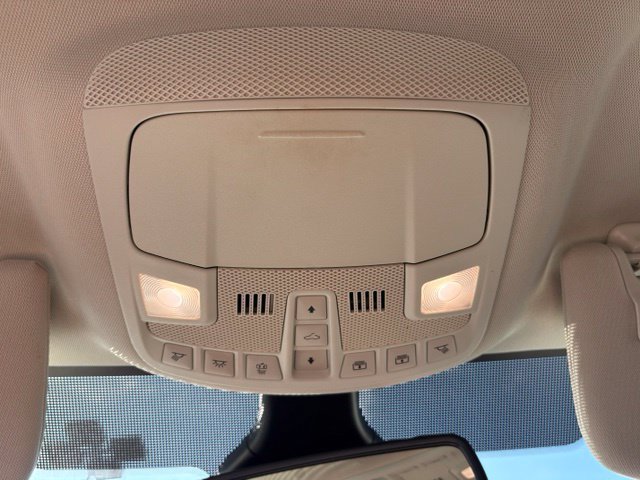 Used 2024 Ford Edge Titanium AWD/4WD image 23