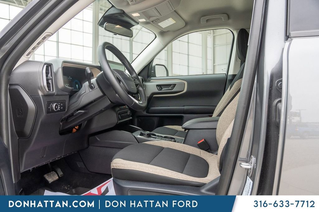 Used 2025 Ford Bronco Sport Big Bend w/ Convenience Package image 3