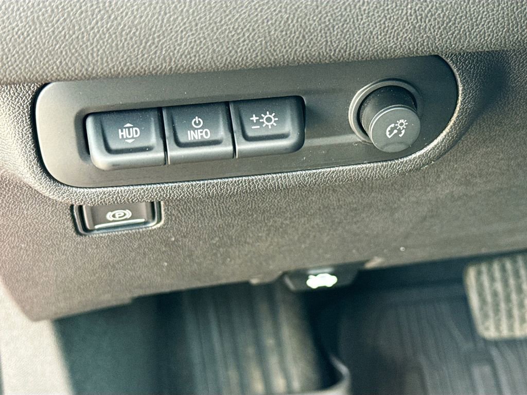 Used 2023 GMC Terrain AT4 w/ Infotainment Package II image 10