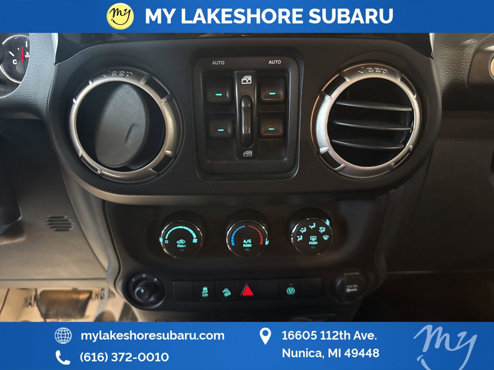 Used 2015 Jeep Wrangler Unlimited Sahara image 17