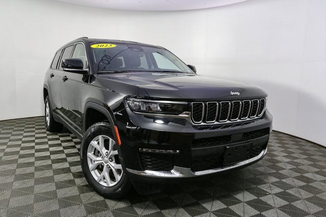 Used 2023 Jeep Grand Cherokee L Limited image 3