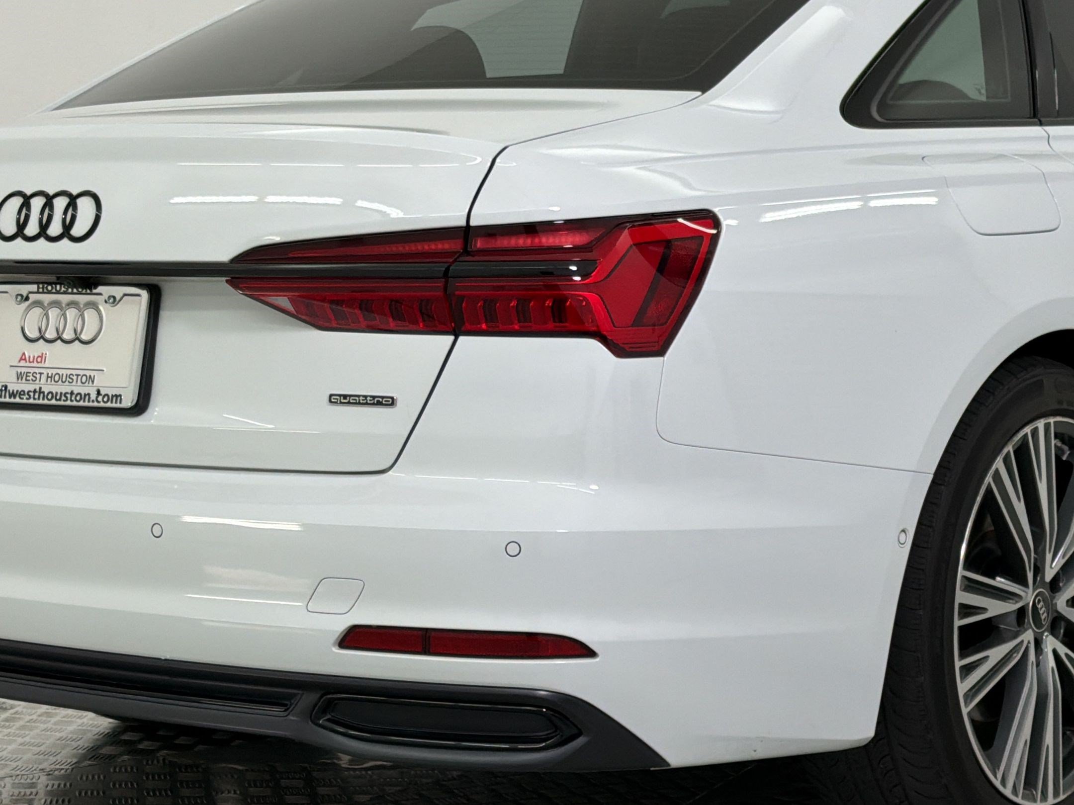 Used 2023 Audi A6 Premium Plus w/ Premium Plus Package AWD/4WD image 12