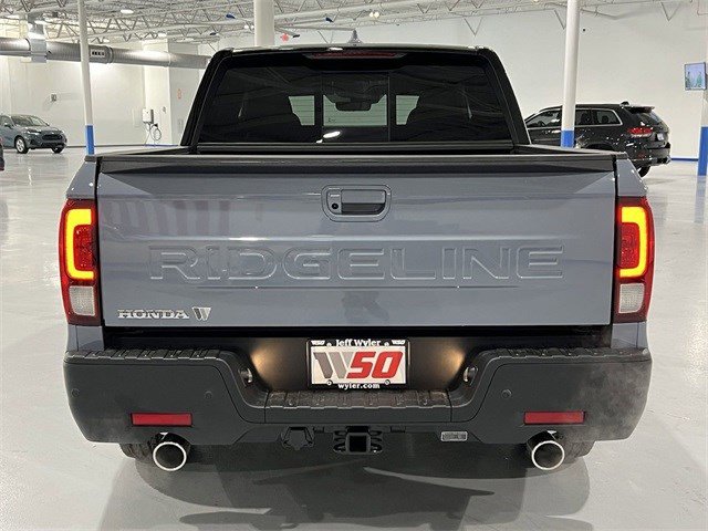 New 2026 Honda Ridgeline Black Edition image 13