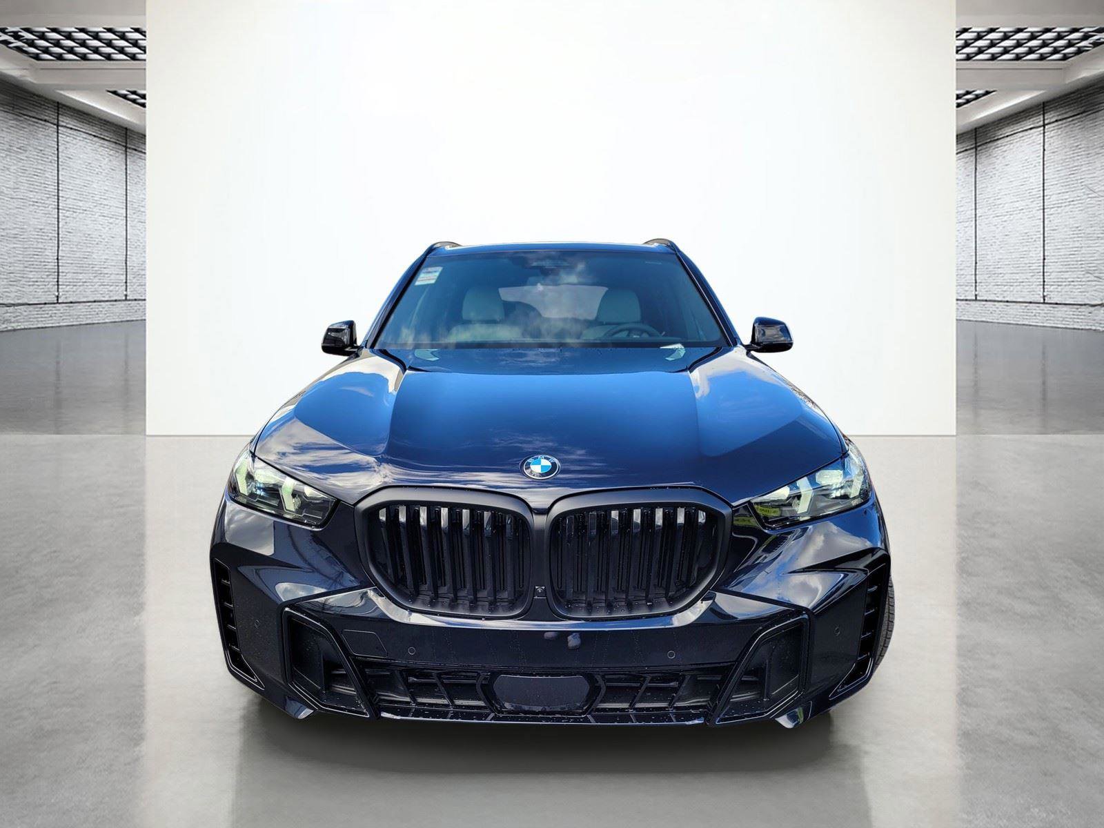 New 2026 BMW X5 xDrive40i w/ M Sport Package AWD/4WD image 3