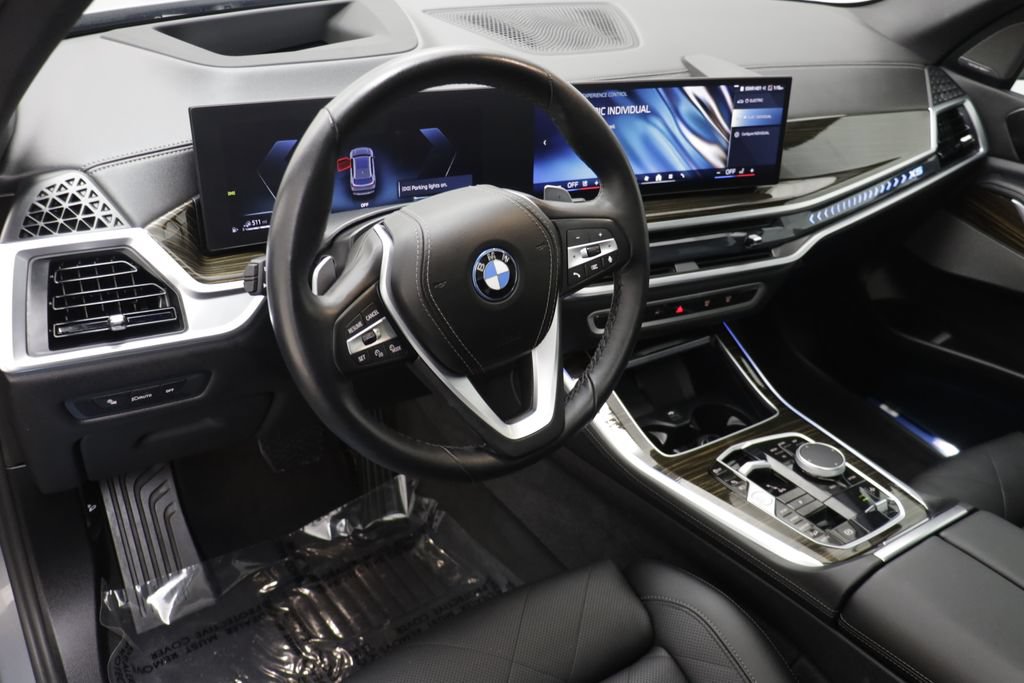 Certified 2026 BMW X5 xDrive50e w/ Climate Comfort Package AWD/4WD image 7