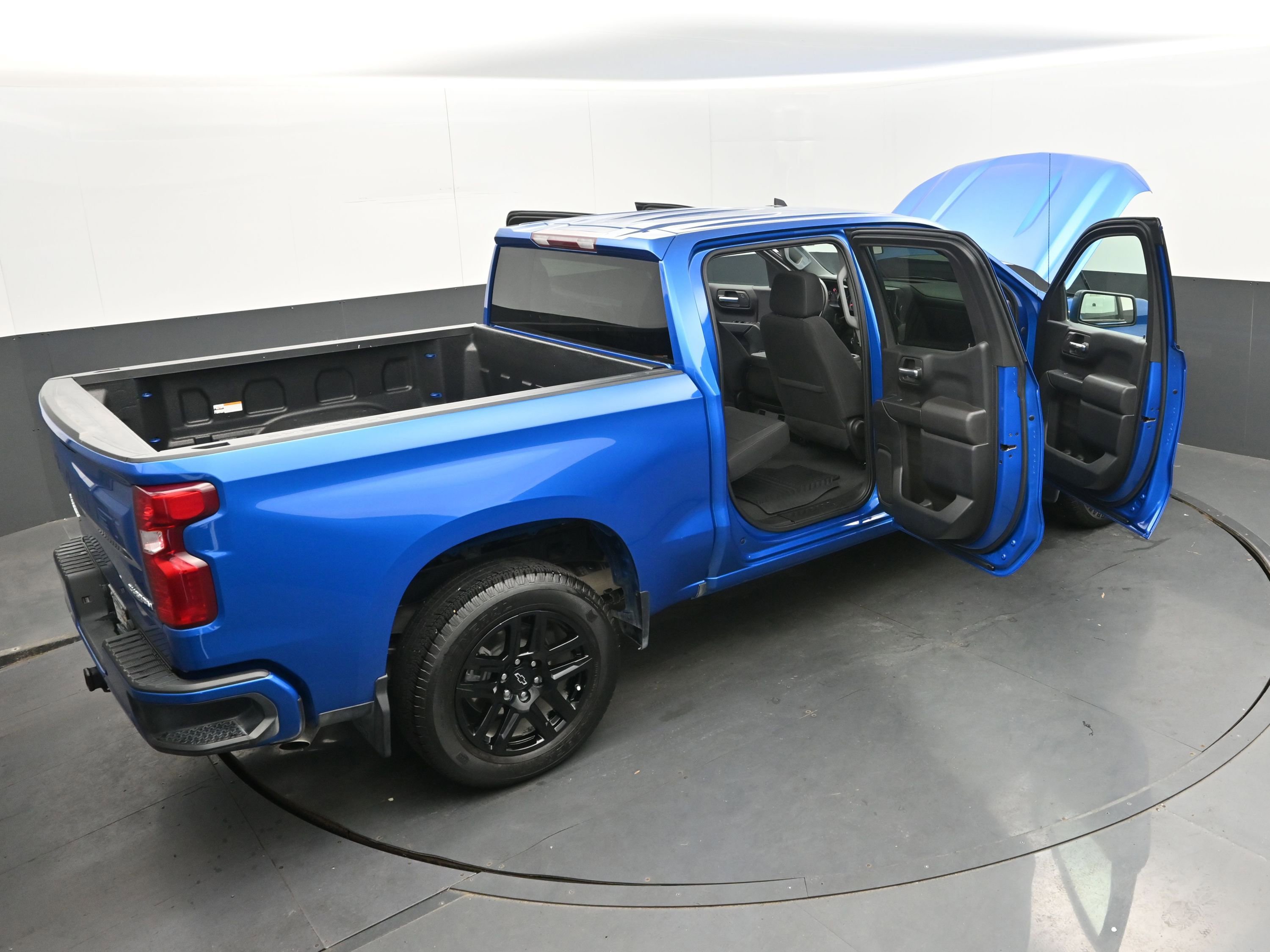 Used 2023 Chevrolet Silverado 1500 Custom image 46
