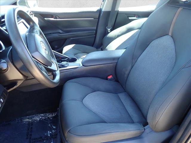 Used 2019 Toyota Camry LE image 10