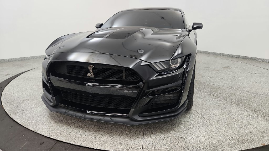Used 2020 Ford Mustang Shelby GT500 w/ Technology Package RWD image 10