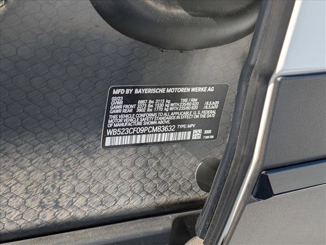 Used 2023 BMW iX xDrive50 w/ Premium Package image 25