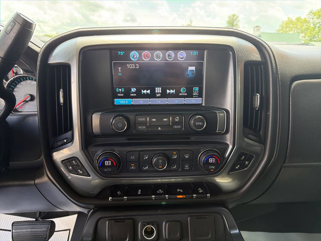 Used 2018 Chevrolet Silverado 1500 LTZ Z71 w/ LTZ Plus Package AWD/4WD image 11