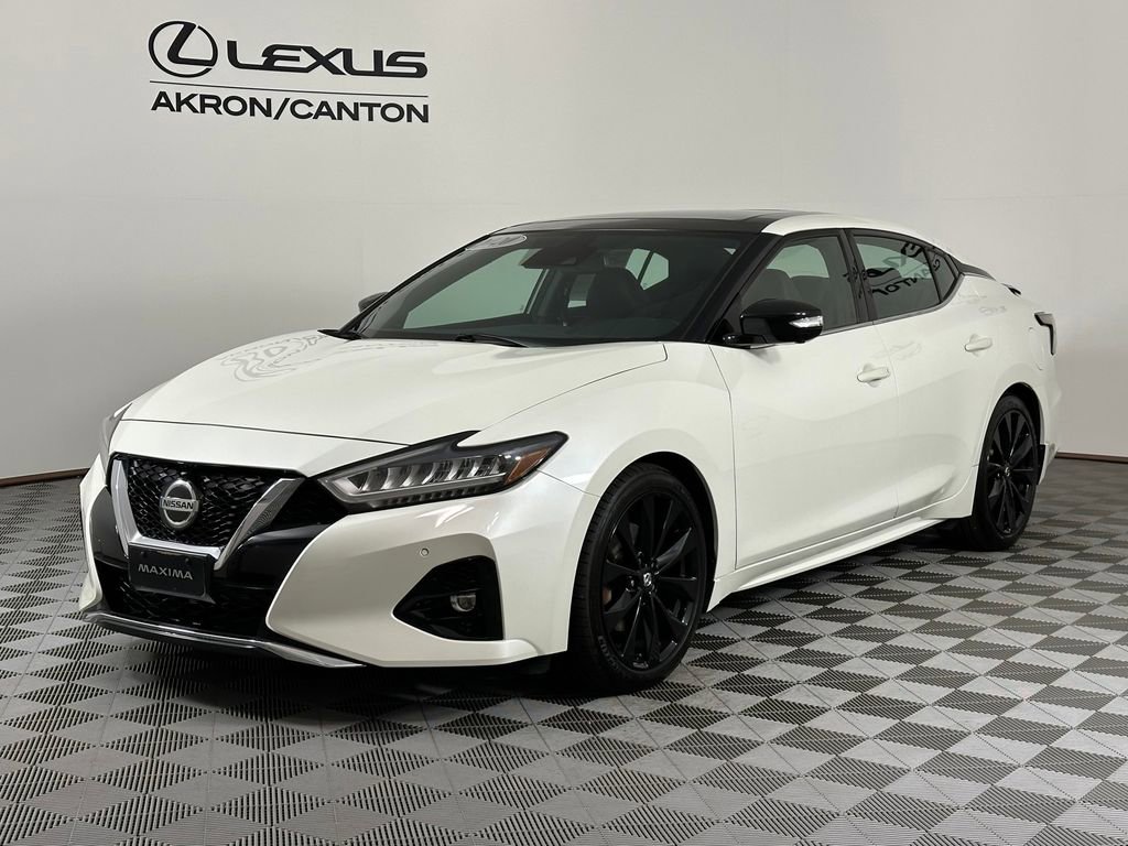 Used 2020 Nissan Maxima SR w/ Sport Mat Group FWD image 11