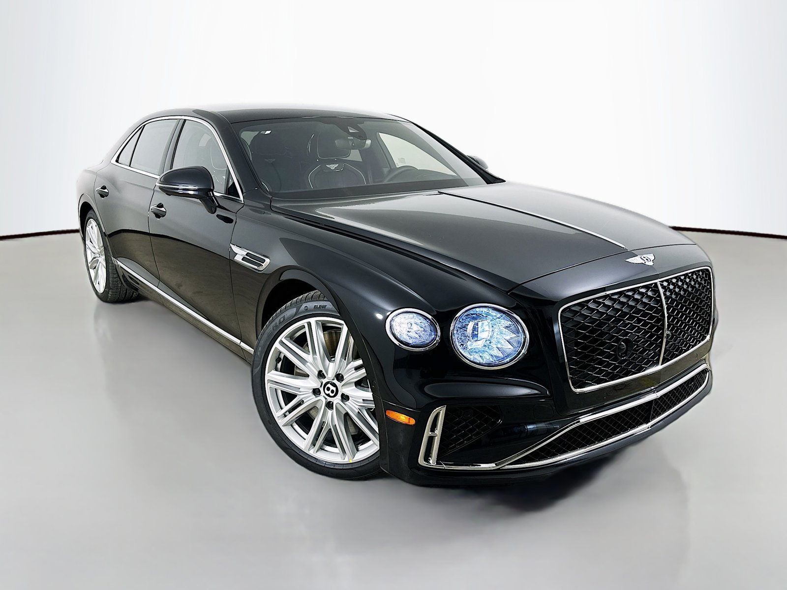 New 2026 Bentley Flying Spur V8