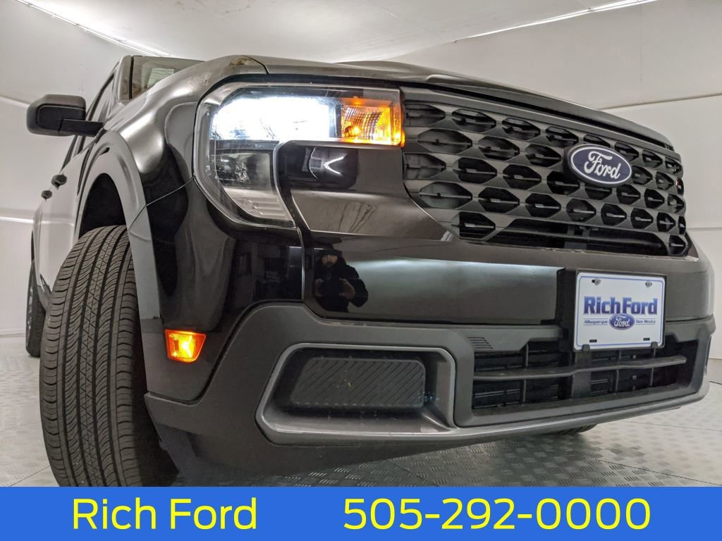 New 2025 Ford Maverick XLT image 28