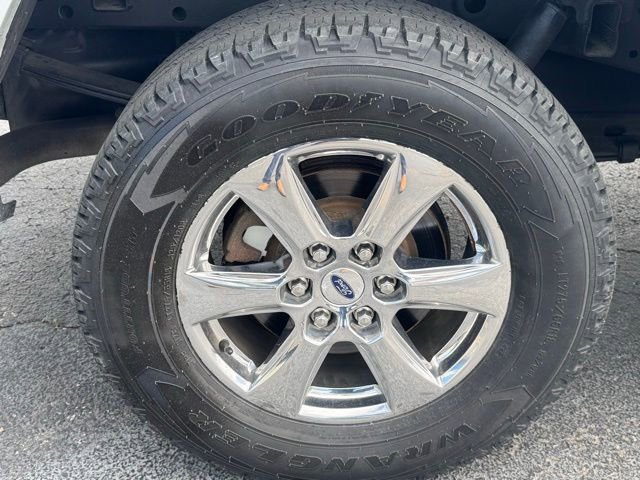 Used 2018 Ford F150 XLT w/ Equipment Group 302A Luxury AWD/4WD image 6