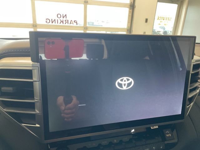 New 2025 Toyota Tundra Platinum image 46