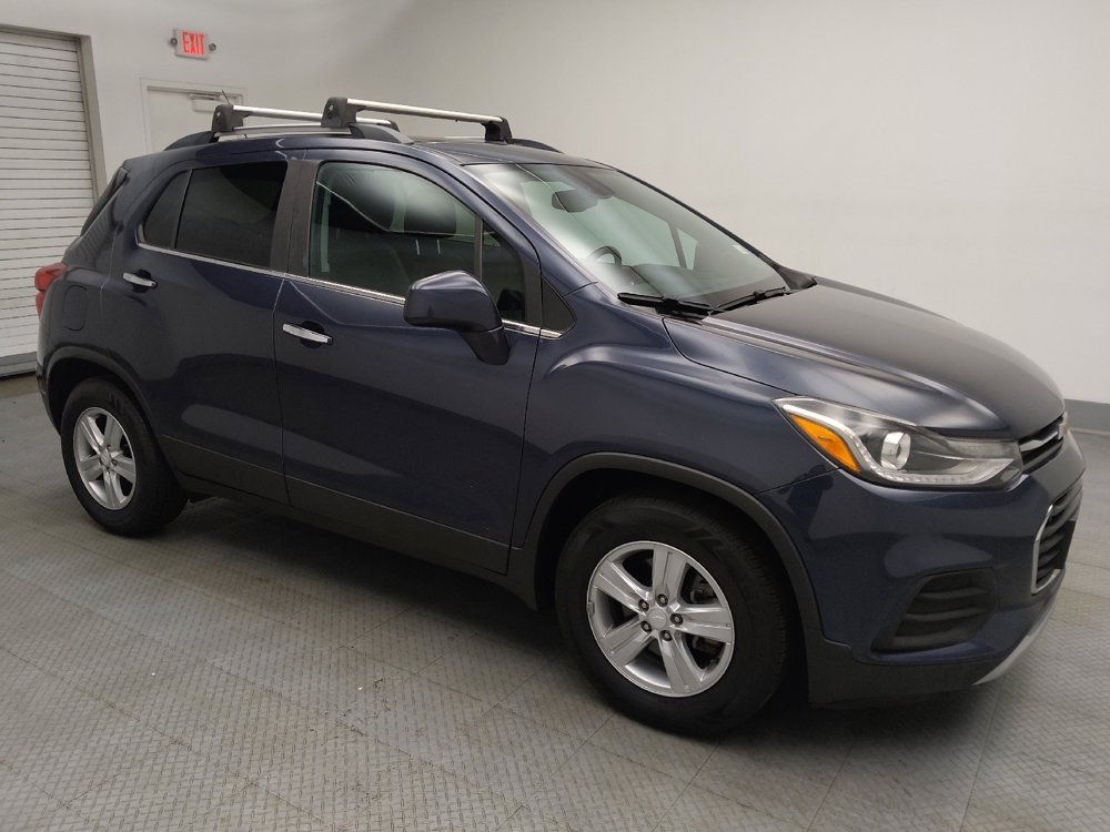 Used 2018 Chevrolet Trax LT w/ Sun & Sound Package FWD image 11