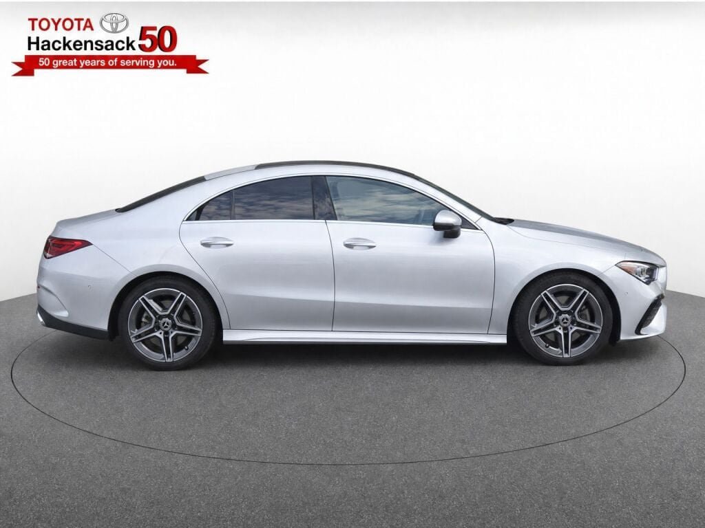 Used 2023 Mercedes-Benz CLA 250 4MATIC image 8