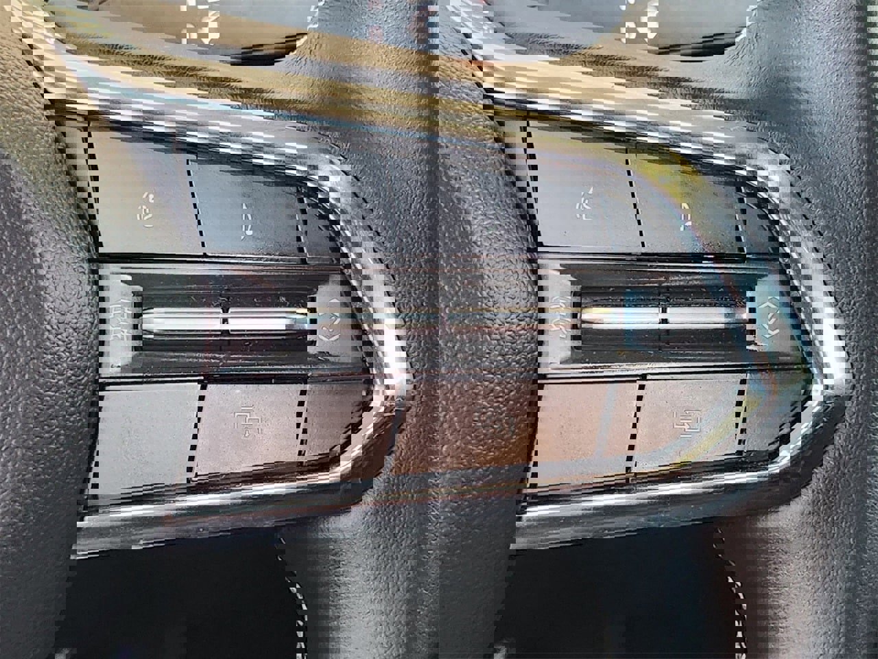 Certified 2024 Honda Prologue Touring image 28