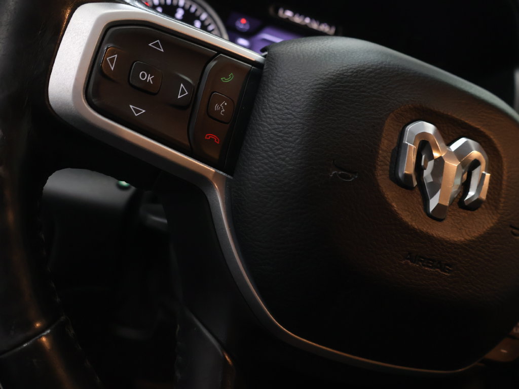 Used 2020 RAM 1500 Big Horn AWD/4WD image 19
