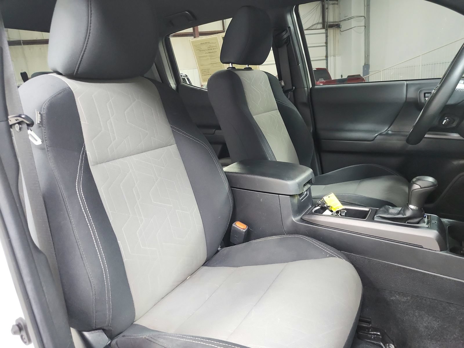 Used 2023 Toyota Tacoma TRD Sport w/ Technology Package AWD/4WD image 42