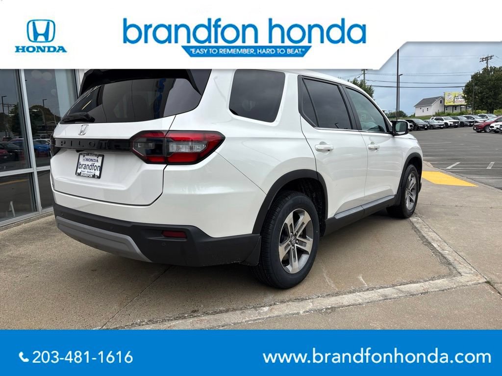 Used 2023 Honda Pilot EX-L image 6
