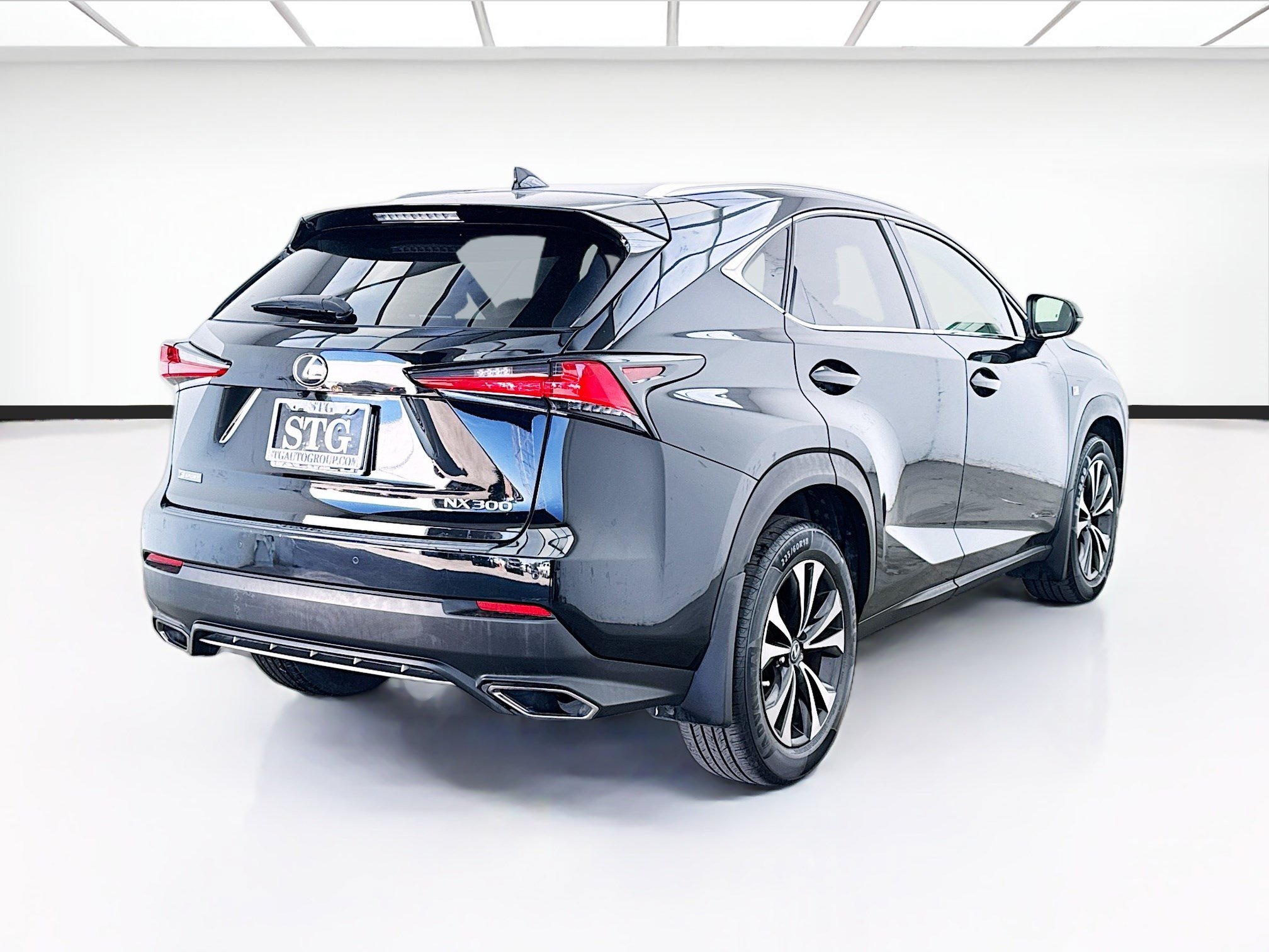 Used 2020 Lexus NX 300 F Sport w/ F Sport Premium Package FWD image 4