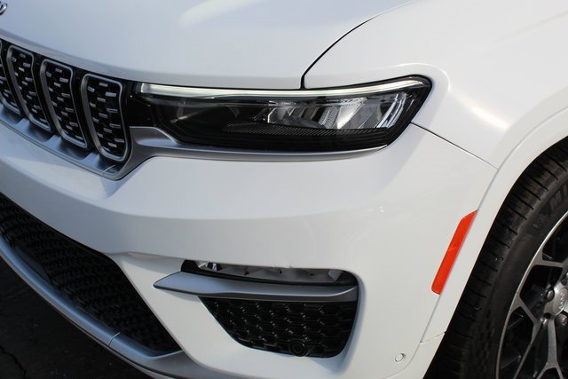 Used 2022 Jeep Grand Cherokee Summit image 11