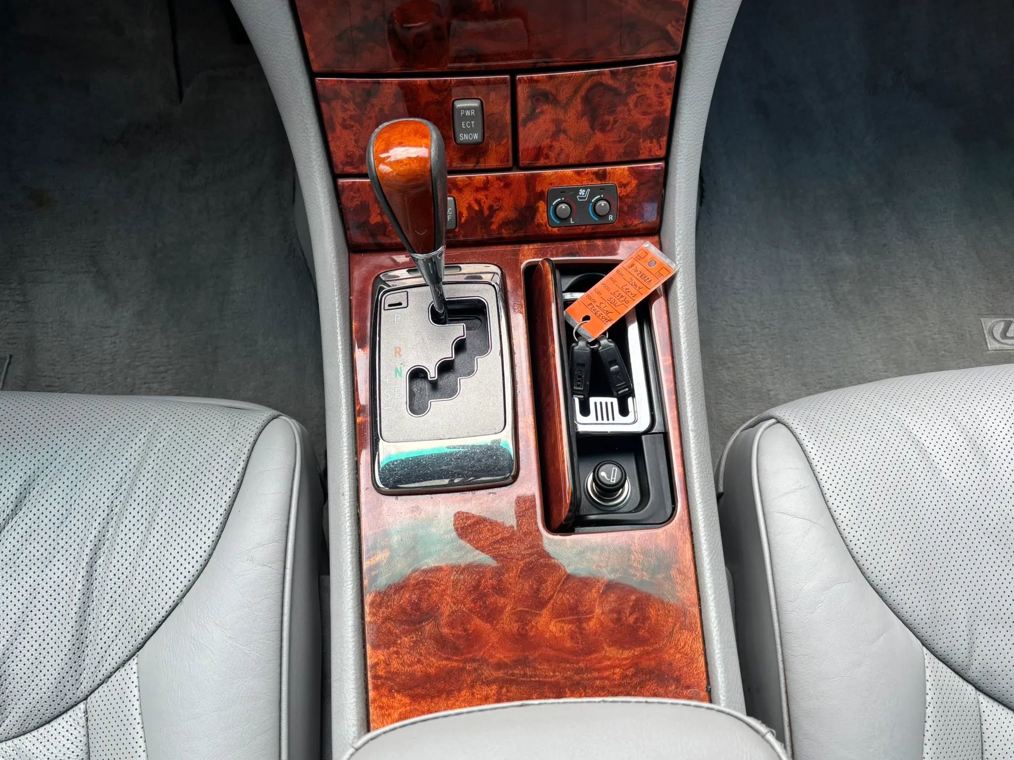 Used 2004 Lexus LS 430 RWD image 30