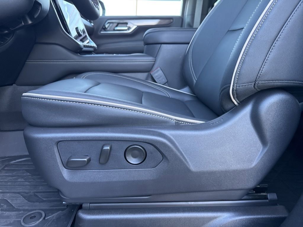 New 2026 GMC Yukon Elevation w/ LPO, Floor Liner Package image 19
