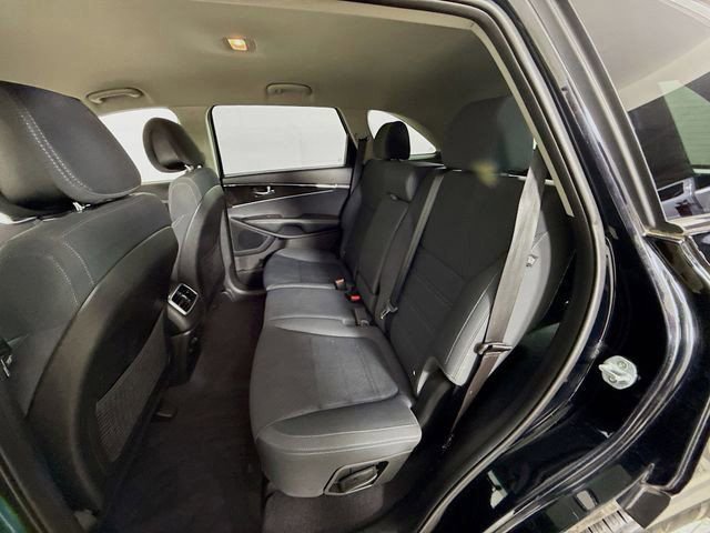 Used 2016 Kia Sorento LX w/ LX Convenience Package image 23