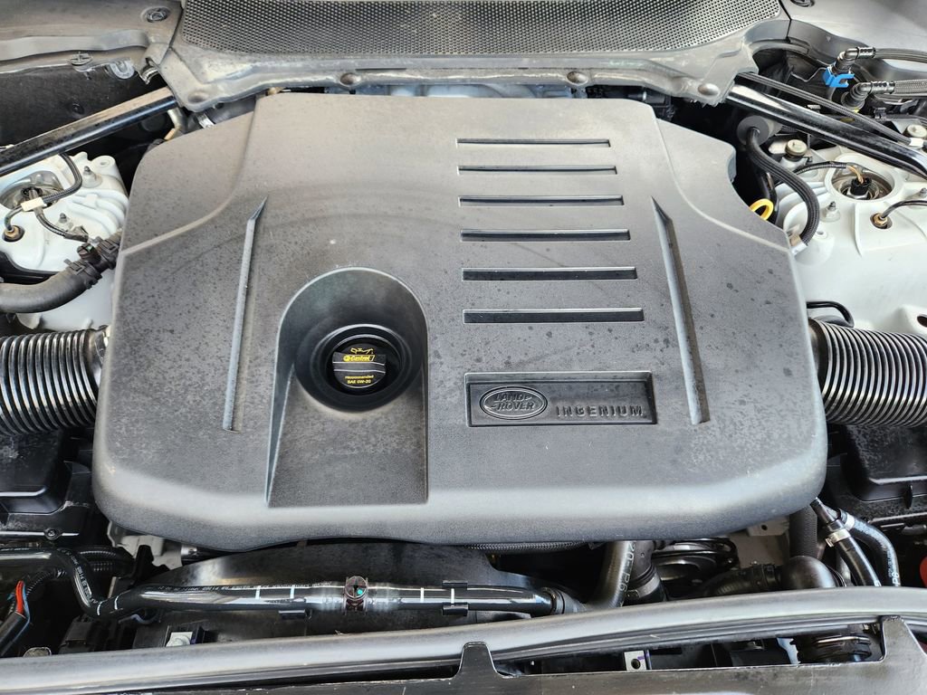 Used 2022 Land Rover Discovery S R-Dynamic image 31