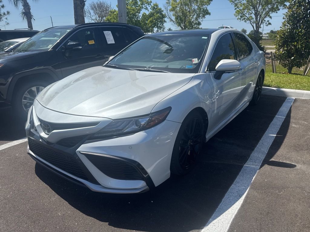 Used 2022 Toyota Camry XSE w/ Driver Assist Package image 1