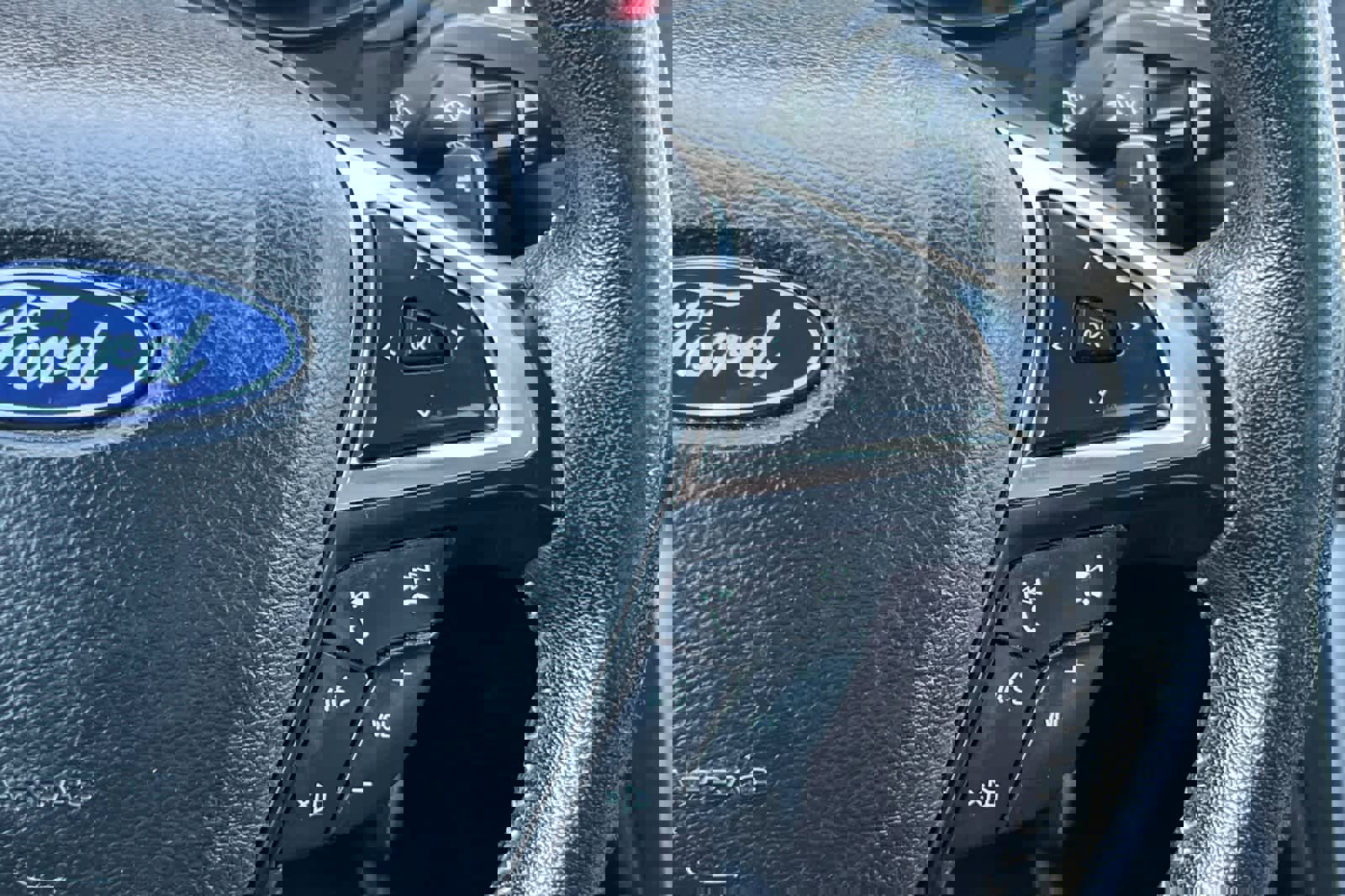 Used 2019 Ford Fusion SE w/ Equipment Group 151A image 27