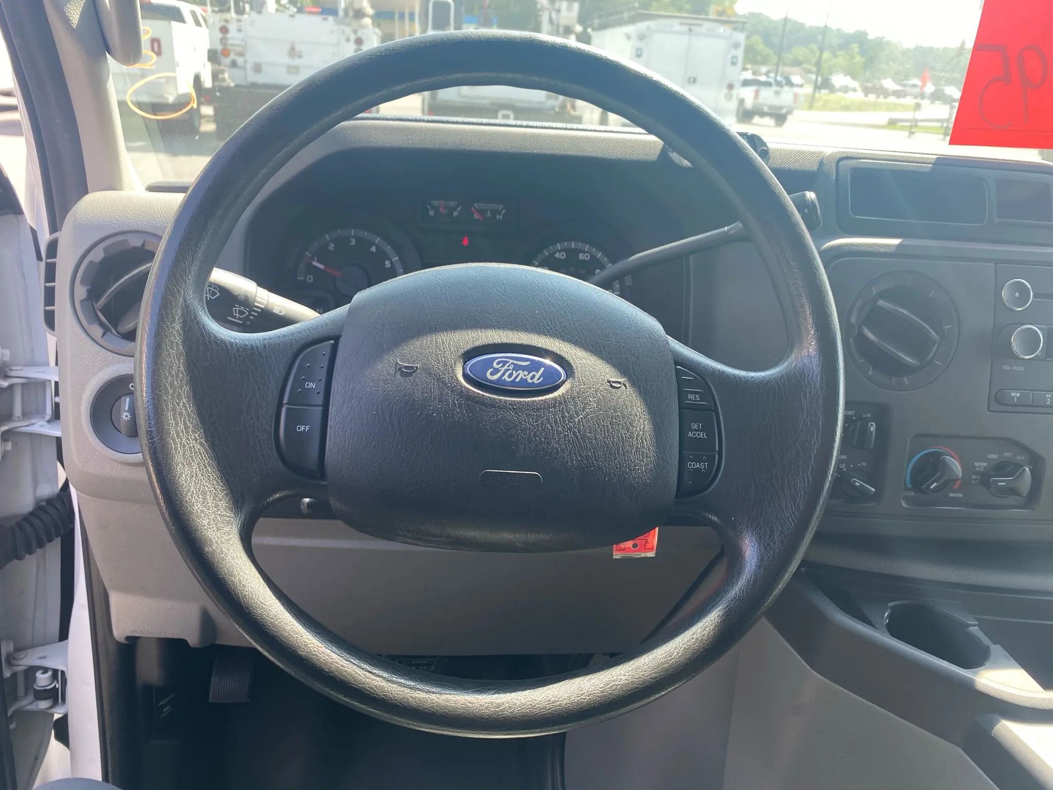 Used 2013 Ford E-350 and Econoline 350 Extended Super Duty w/ PWR Group RWD image 11