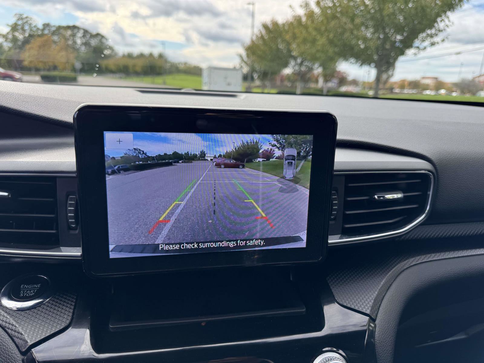 Certified 2022 Ford Explorer ST w/ ST Street Pack image 21