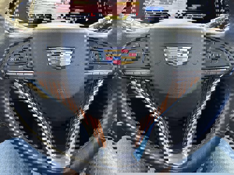 Used 2021 Cadillac Escalade Premium Luxury w/ LPO, Illumination Package image 50