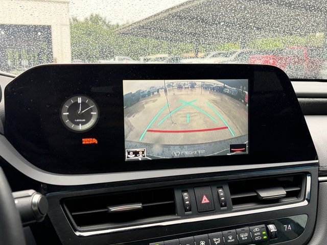 Used 2022 Lexus ES 350 w/ Premium Package FWD image 10