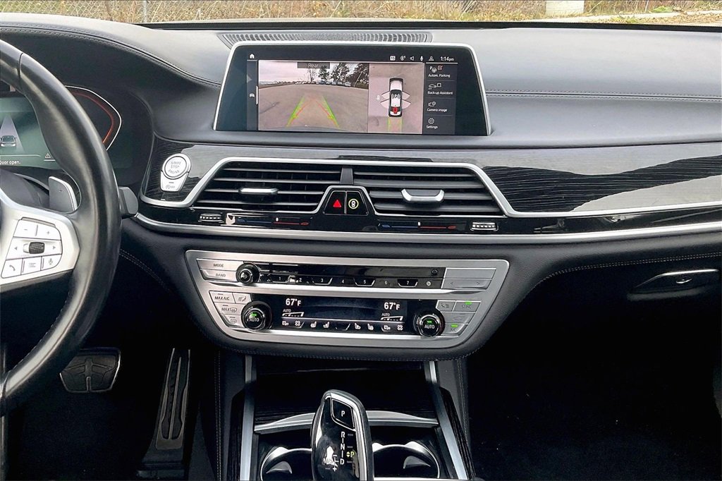 Used 2022 BMW 750i xDrive w/ Executive Package image 6