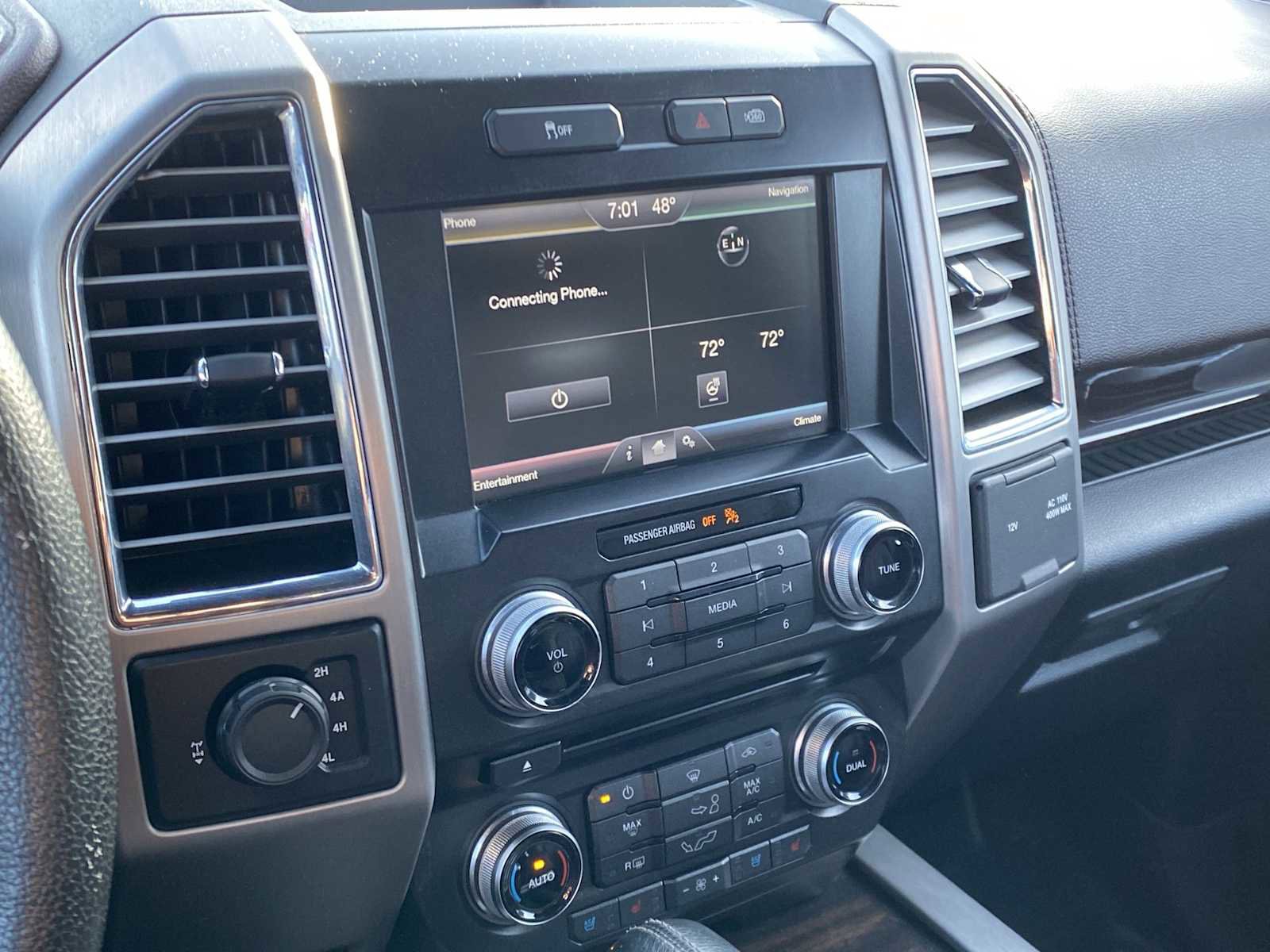 Used 2015 Ford F150 Platinum w/ Technology Package AWD/4WD image 23