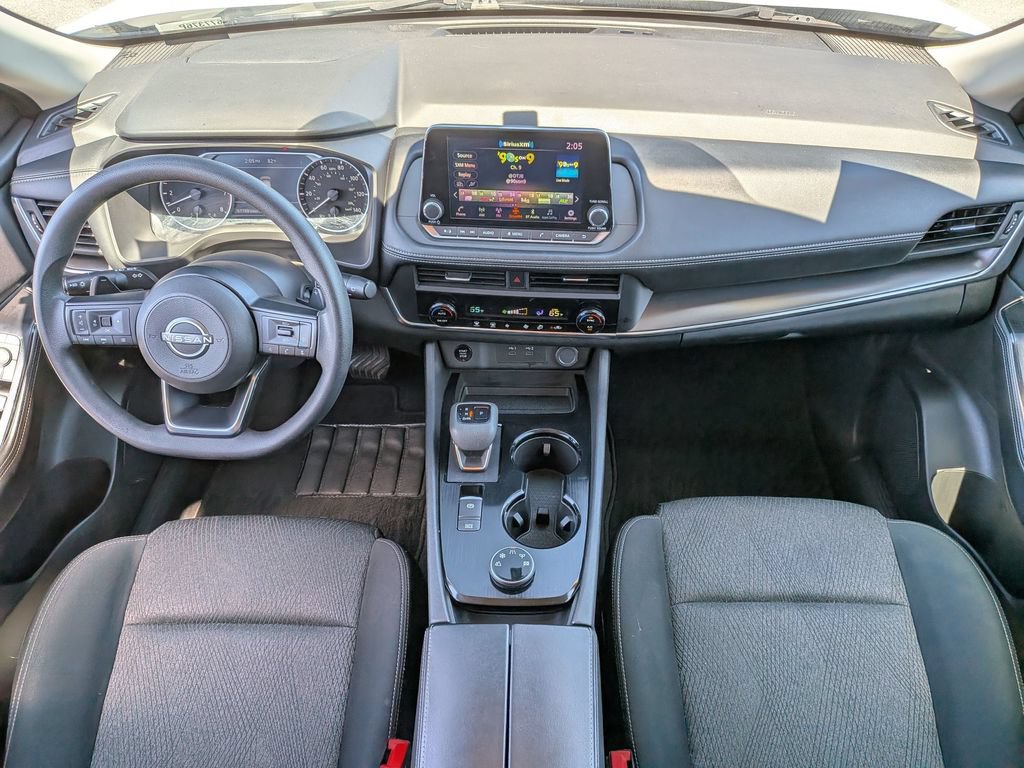 Used 2024 Nissan Rogue SV AWD/4WD image 25