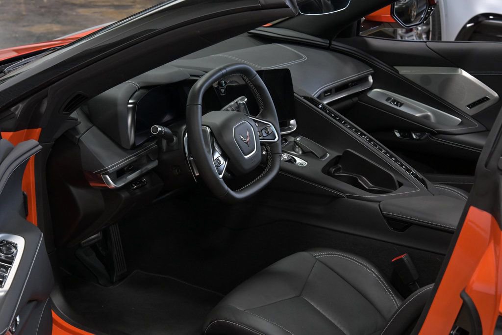 Used 2021 Chevrolet Corvette Stingray Preferred Conv w/ Z51 Performance Package RWD image 27