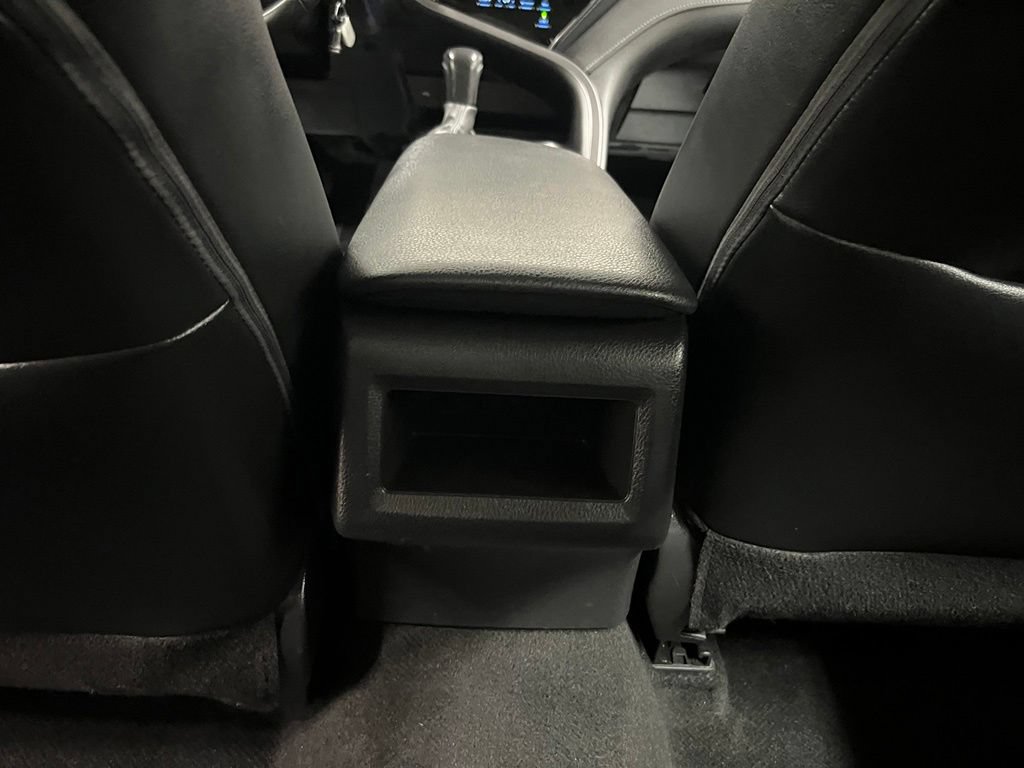Used 2024 Toyota Camry SE FWD image 28