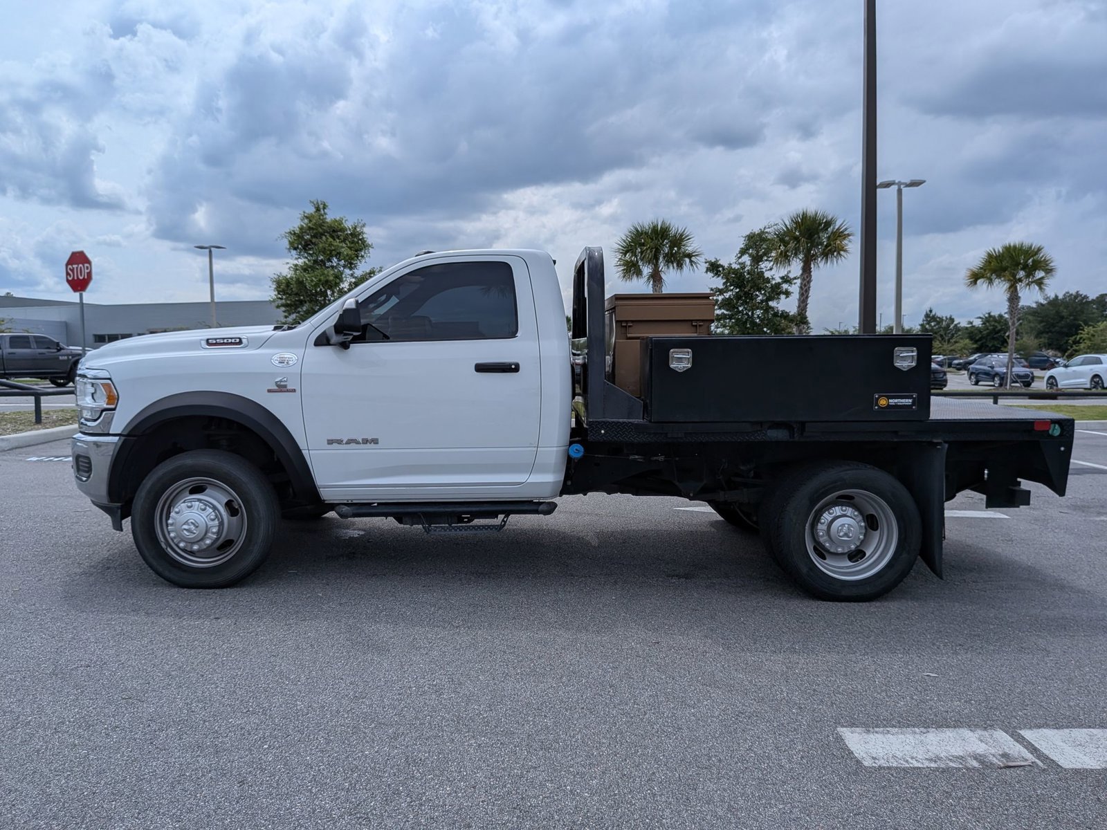 Used 2021 RAM 5500 Tradesman AWD/4WD image 5