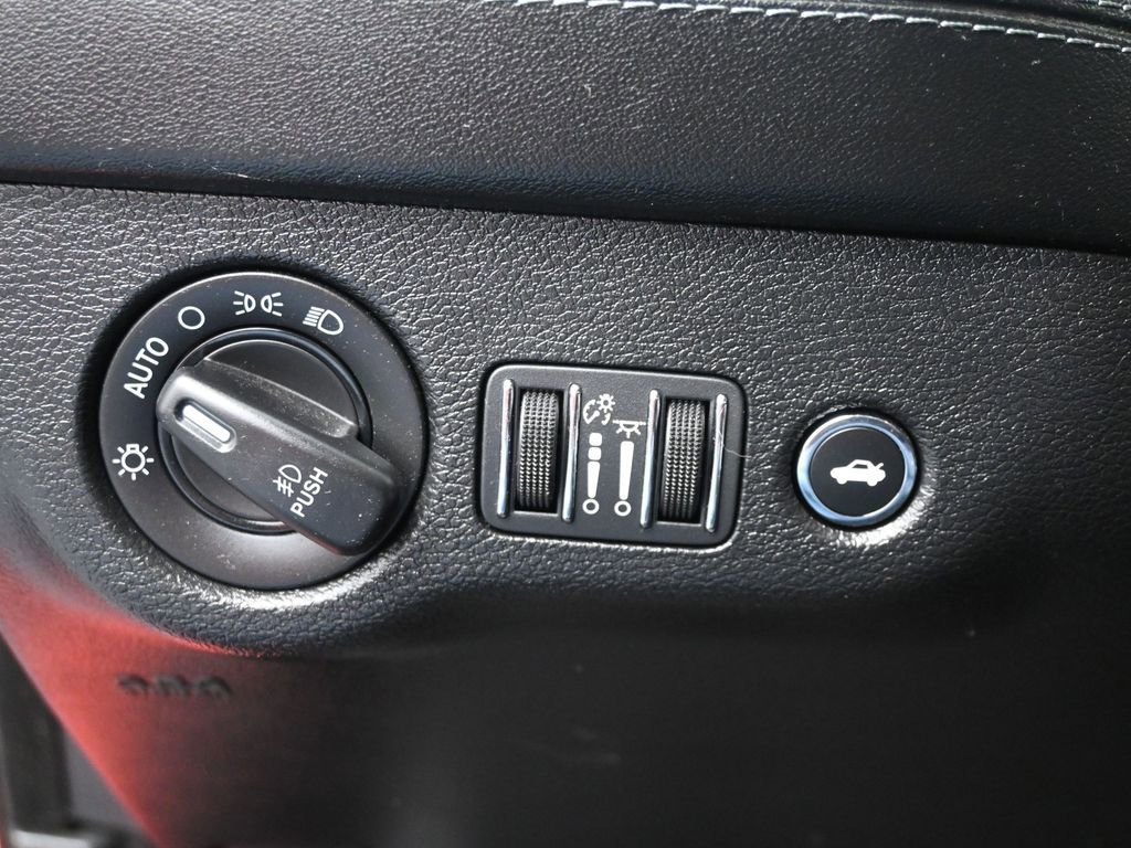 Used 2019 Dodge Charger R/T w/ Daytona Edition Group image 17