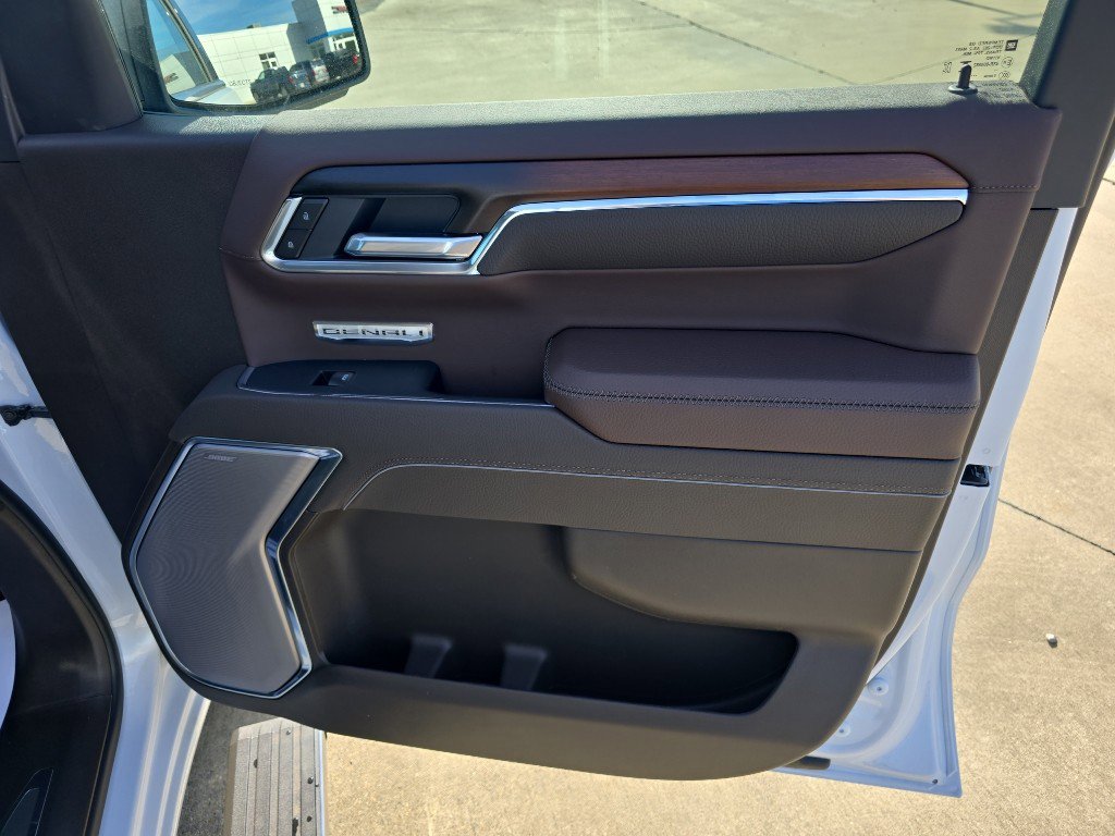 New 2026 GMC Sierra 1500 Denali w/ Denali Reserve Package AWD/4WD image 17