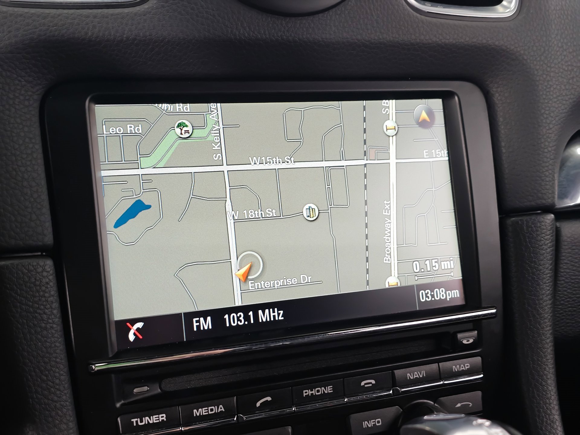 Used 2014 Porsche Cayman S image 19