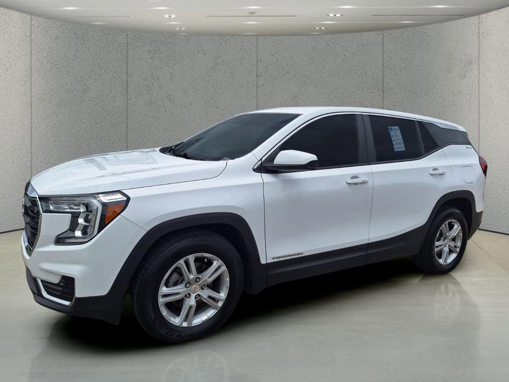 Used 2024 GMC Terrain SLE FWD image 1
