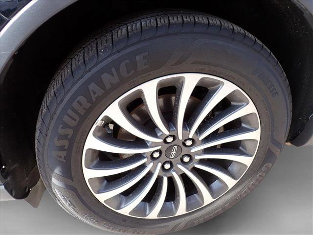 Used 2023 Lincoln Aviator Reserve image 7
