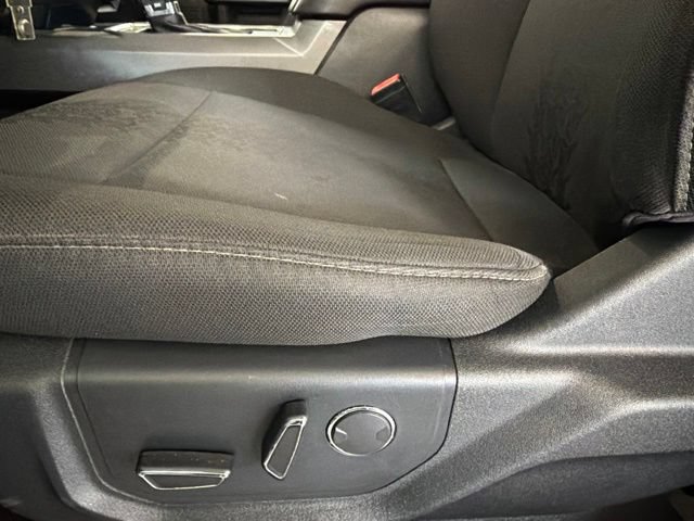 Used 2018 Ford F150 XLT w/ Equipment Group 302A Luxury AWD/4WD image 11